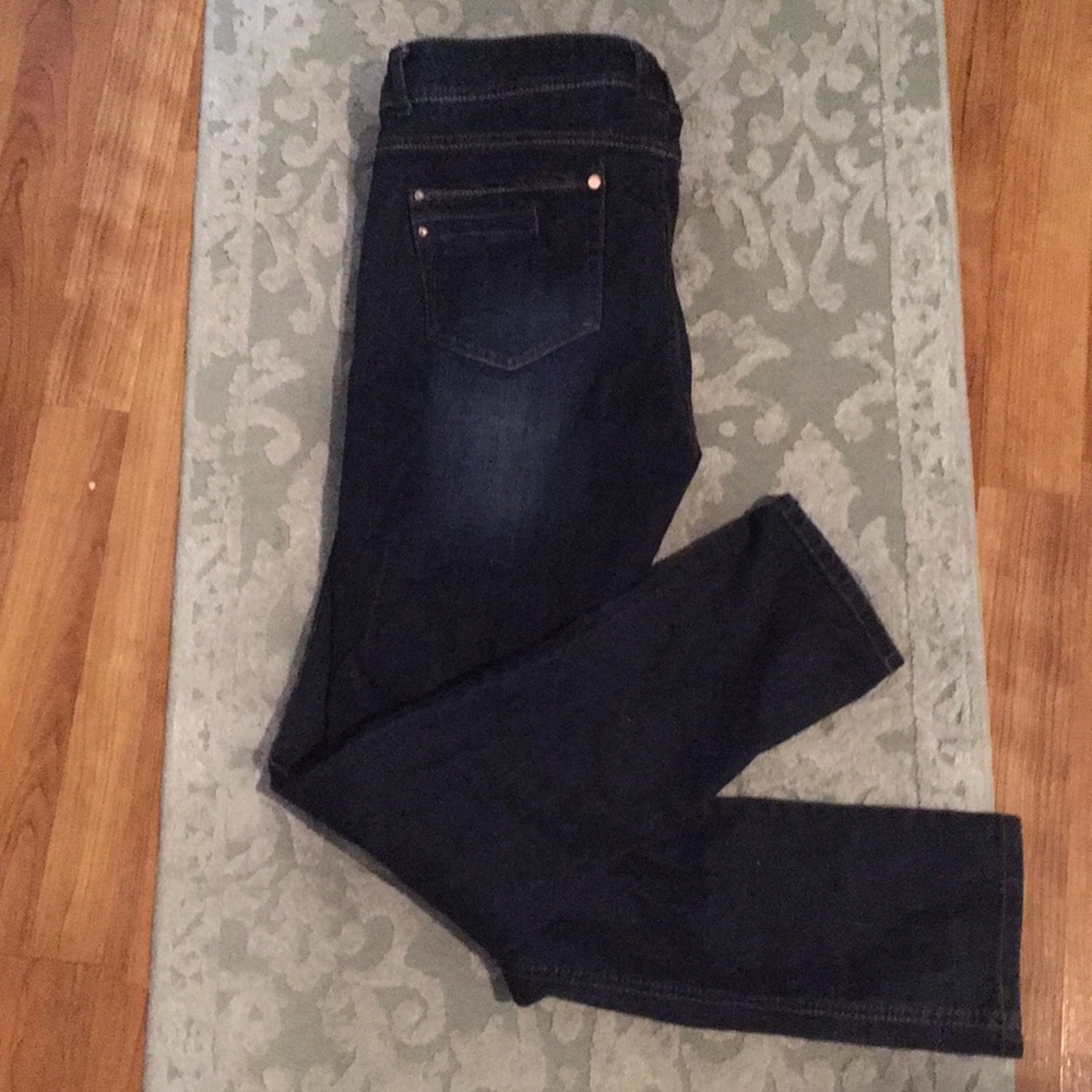 donated boutique jeans - Picture 4 of 9